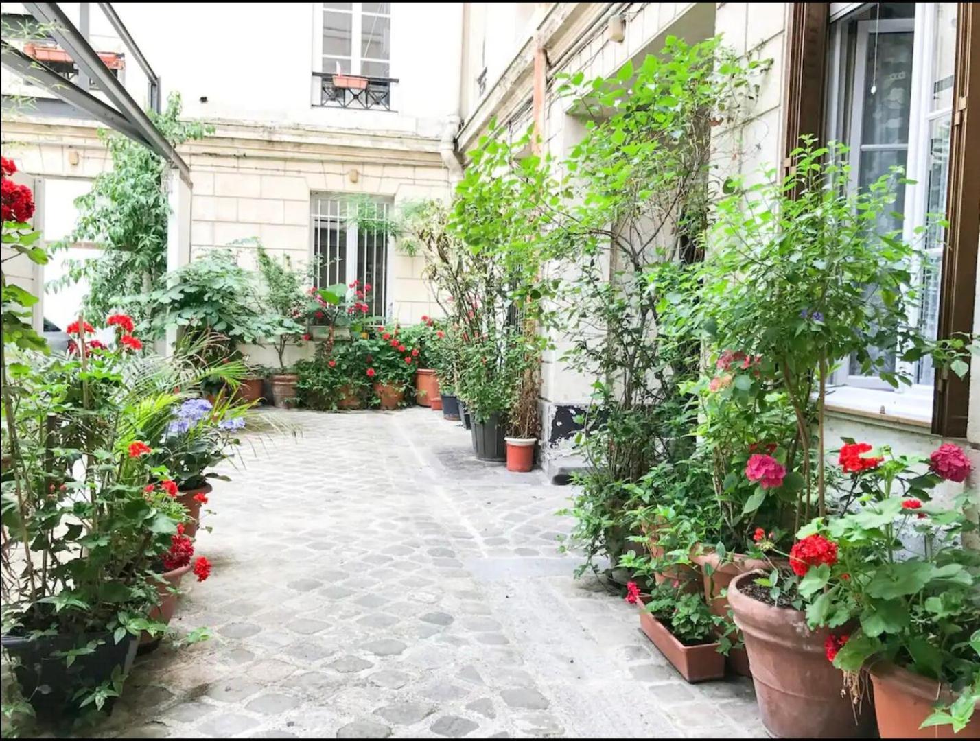 372 Suite Saulnier 2 - Superbe Appartement A Paris Exterior foto